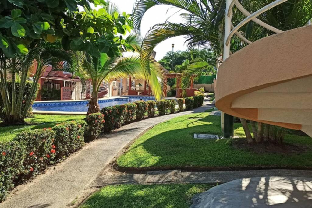 Ixtapa Al Mejor Precio, "Casa Las Conchas" Zihuatanejo Exterior foto